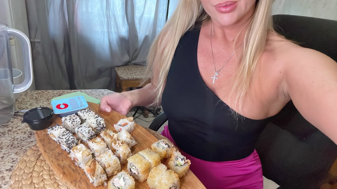 МОЙ ПЕРЕЕЗД/УГРОЗЫ/ПРЕДАТЕЛЬСТВО/МУКБАНГ/ВКУСНЫЕ РОЛЛЫ