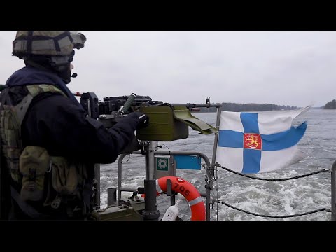 Video: Mitä kunniarohkeus ja sitoutuminen tarkoittaa merivoimissa?