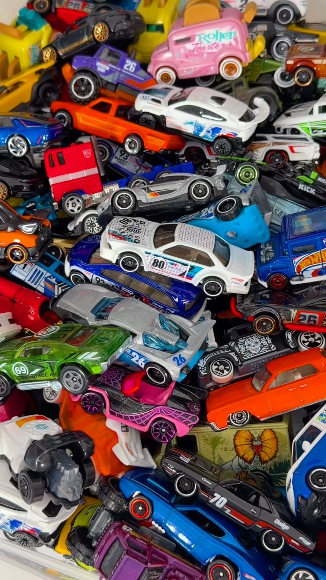 HUGE Hot Wheels Ferrari Collection 🔥 SF90, F40, Dino & More
