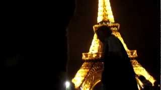Singing Eiffel Gnomes