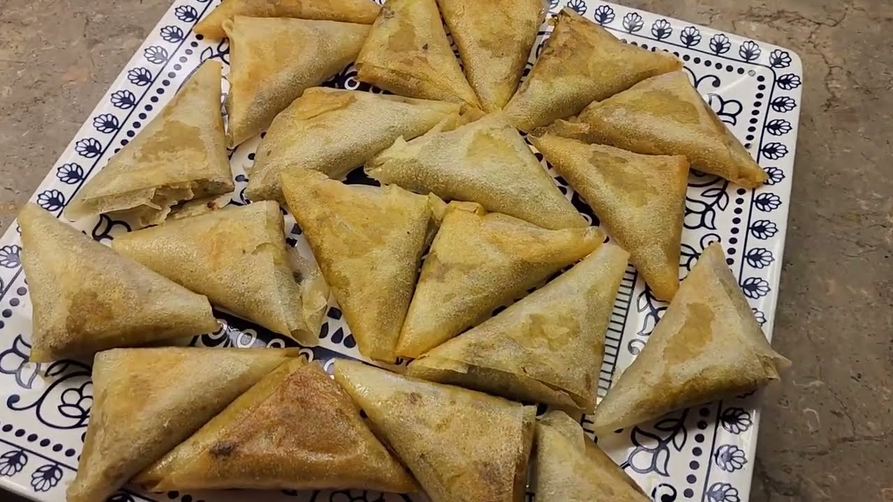 Briouates à la viande hachée/Meat briwats - Recette marocaine/Morrocan recipe (English sub)