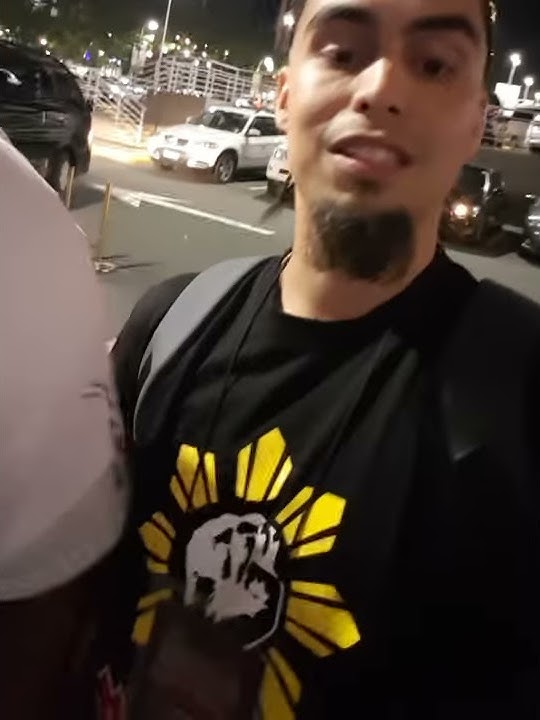 Wish Bone of Bone Thugs-N-Harmony wants a Mo Thugs Pilipinas shirt
