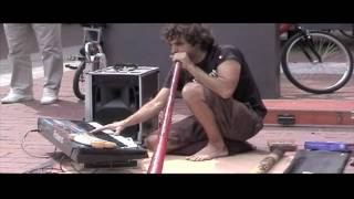 Riccardo Moretti  melodic Techno/ Reggae live looping  Hamburg/ Altona/Ottensen 2010