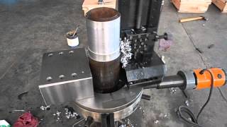 Split Frame Pipe Wall Cut Bevel and Turn Machine