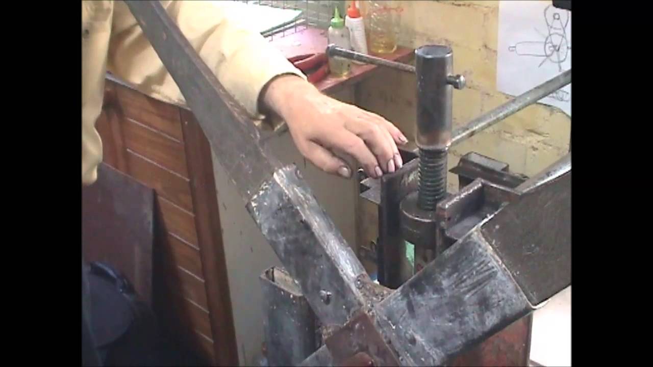 Rados Stevanovic ( visual artist ) The Flute & The Press