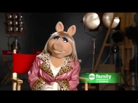 Disney's "The Muppets" Bloopers and Outtakes - ABC Family