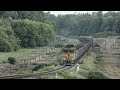 🚆2ТЭ116 с 118 вагонами пытается выехать на холм | Diesel locomotive 2TE116 climbs up with 118 cars