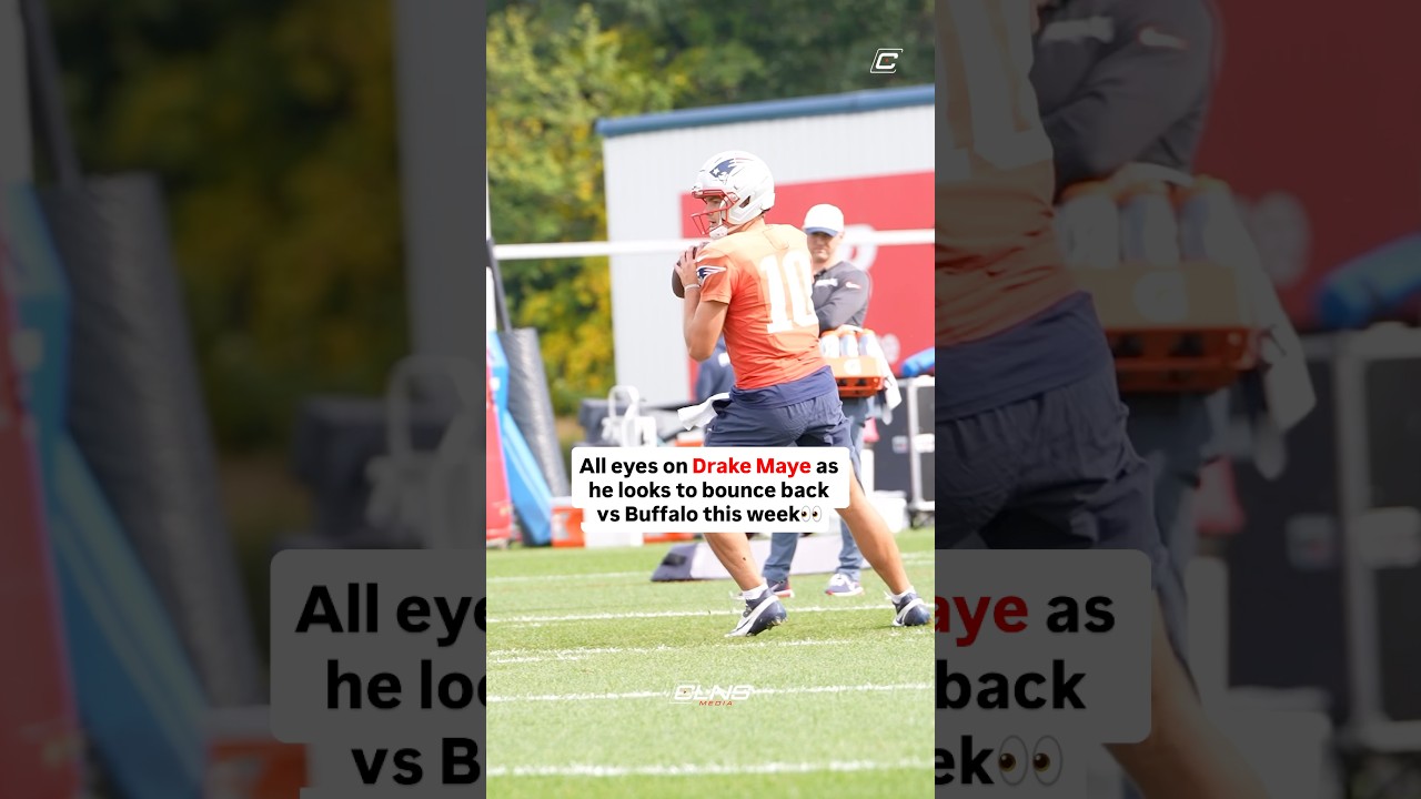 Drake Maye throwing at Patriots practice