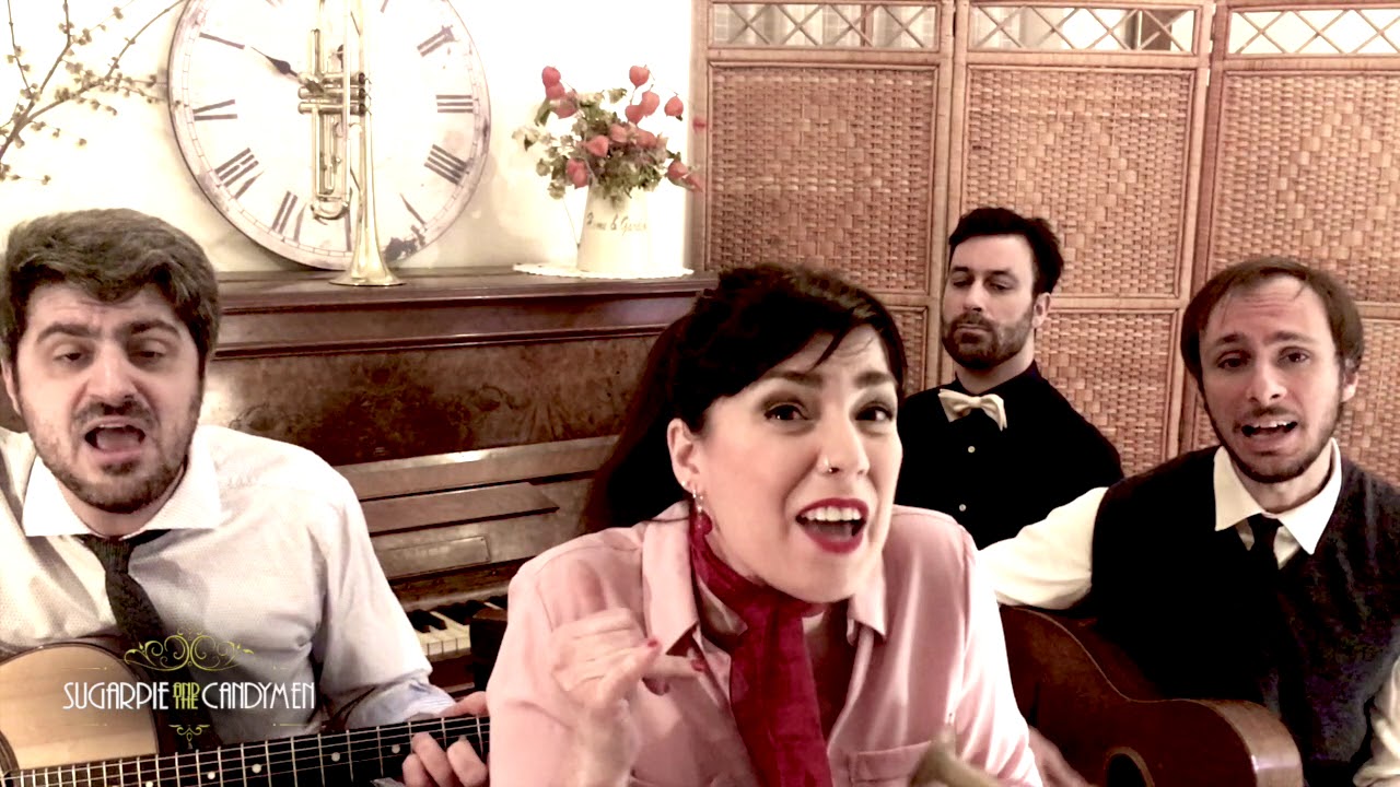 Παρακολούθηση Sugarpie and the Candymen - Bohemian Rhapsody (Live in the Living Room) στο YouTube Παρακολούθηση Sugarpie and the Candymen - Bohemian Rhapsody (Live in the Living Room) στο YouTube