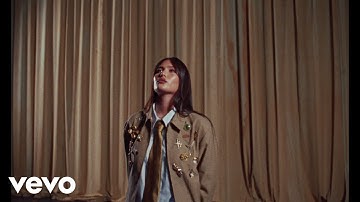 SIENNA SPIRO - MAYBE. (Official Visualizer)