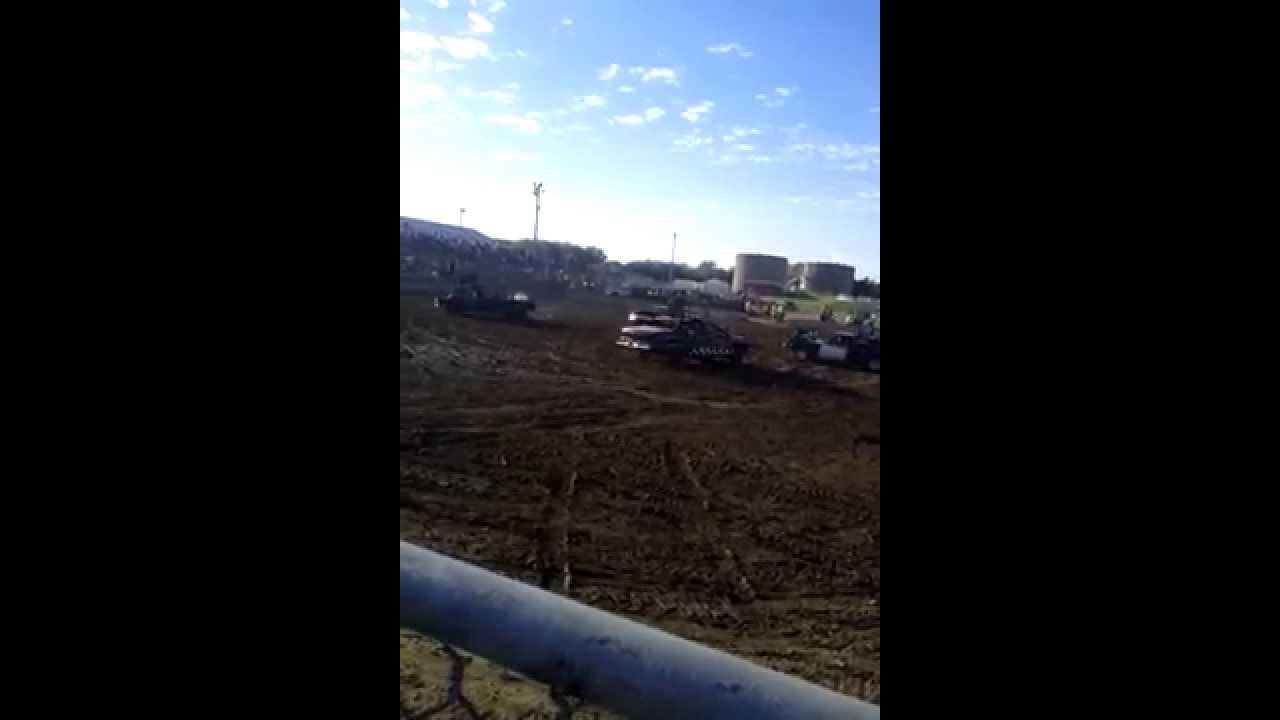 Meeker County Demolition Derby 2015 youth chain