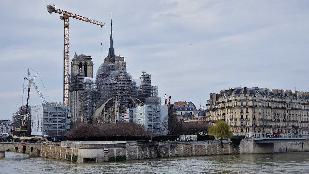Cathédrale Notre-Dame de Paris,  reconstruction,  8 Mars 2024