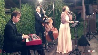 Miniatura de vídeo de "Cheek to Cheek - Sing’s Trio"