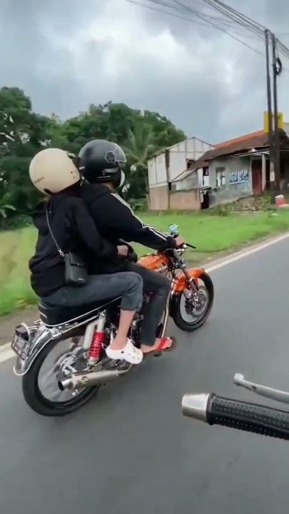 story naik cb bareng ayang