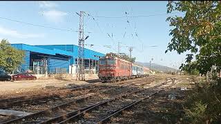 ПВ 30194 с 44126 от Дъбово за Карлово заминава от гара Казанлък