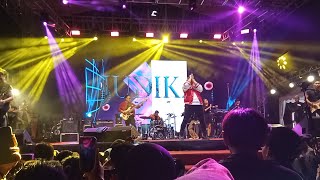 JUDIKA 'PUTUS ATAU TERUS' LIVE ALUN ALUN KAB.SRAGEN