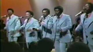 The Spinners -  Could It  Be I'm Falling In Love - Live 1973