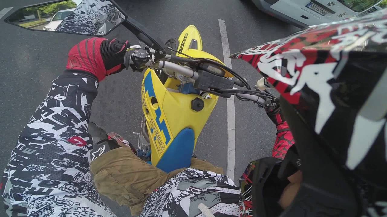 Husaberg FS 650 E Supermoto on the sunny roads of Berlin - Partial Audio removal