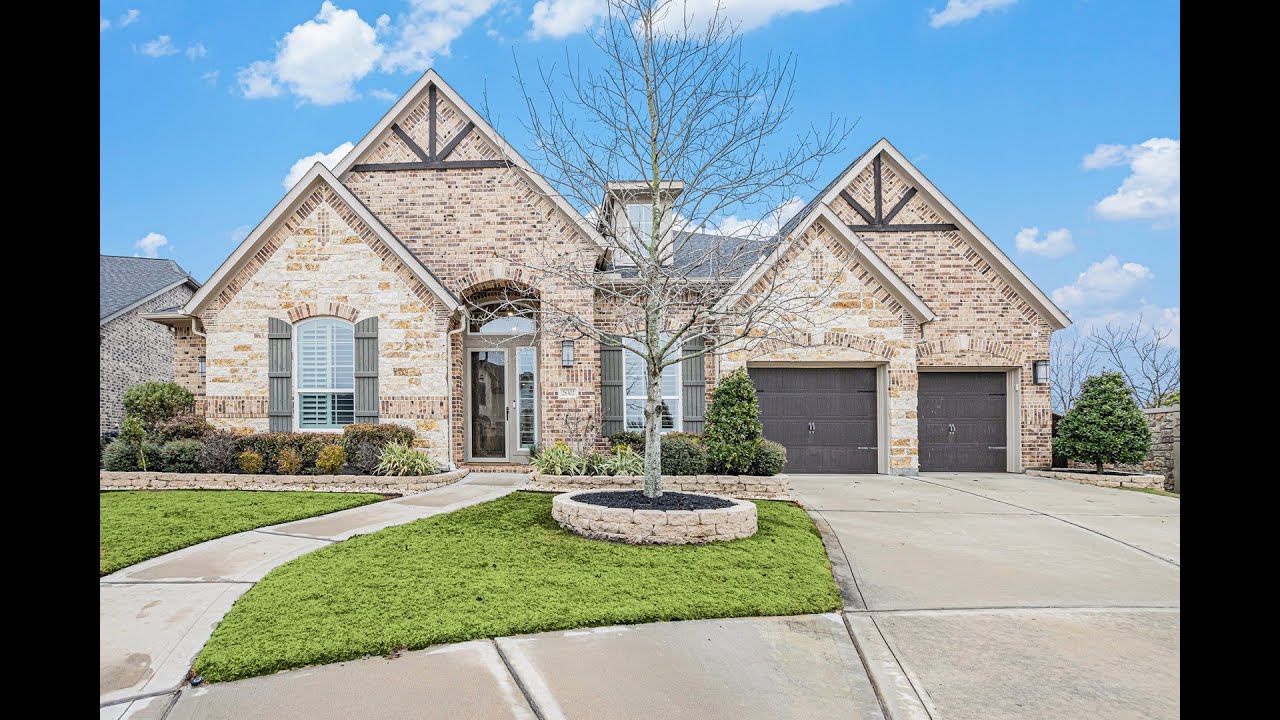 28302 Vineyard Terrace Fulshear, TX | ColdwellBankerHomes.com