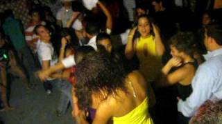 Download Lagu la vampira's party MP3