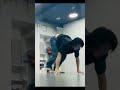 【筋トレあるある】腕立て伏せが激しすぎるやつ。