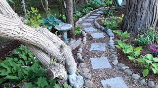 Early June Garden Tour - Weekly Walkabout // Suburban Oasis June 2021
