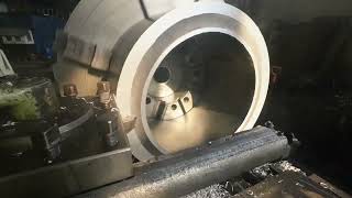 Предварительная механическая обработка кольца на токарном станке / Pre-machining the ring on a lathe