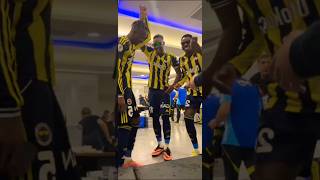 Fenerbahçe Ma Odası Jhon Duran Ve Anthony Musaba Galibiyet Dansı