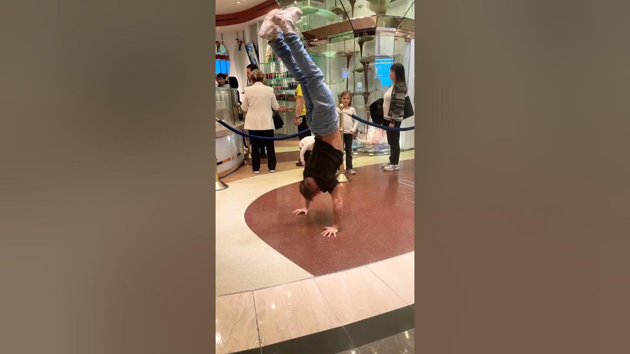 Freestyle Bellagio Vegas #dance #bboy #freestyle #killasebi #sebijaeger #rsg #talent Freestyle Bellagio Vegas #dance #bboy #freestyle #killasebi #sebijaeger #rsg #talent