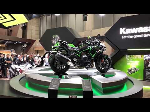 First look at Ninja ZX-25R and Z H2 by Kawasaki at the Tokyo Motor Show 2019 [RAW VIDEO]