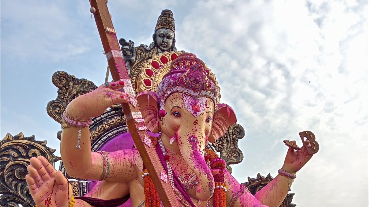 Ganpati aarti lal Bagh ka Raja Visar maryland - YouTube