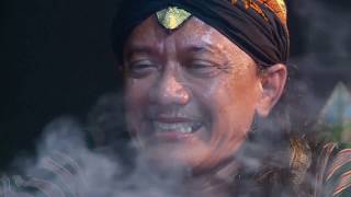 Dukun Jeruk Makan Jeruk