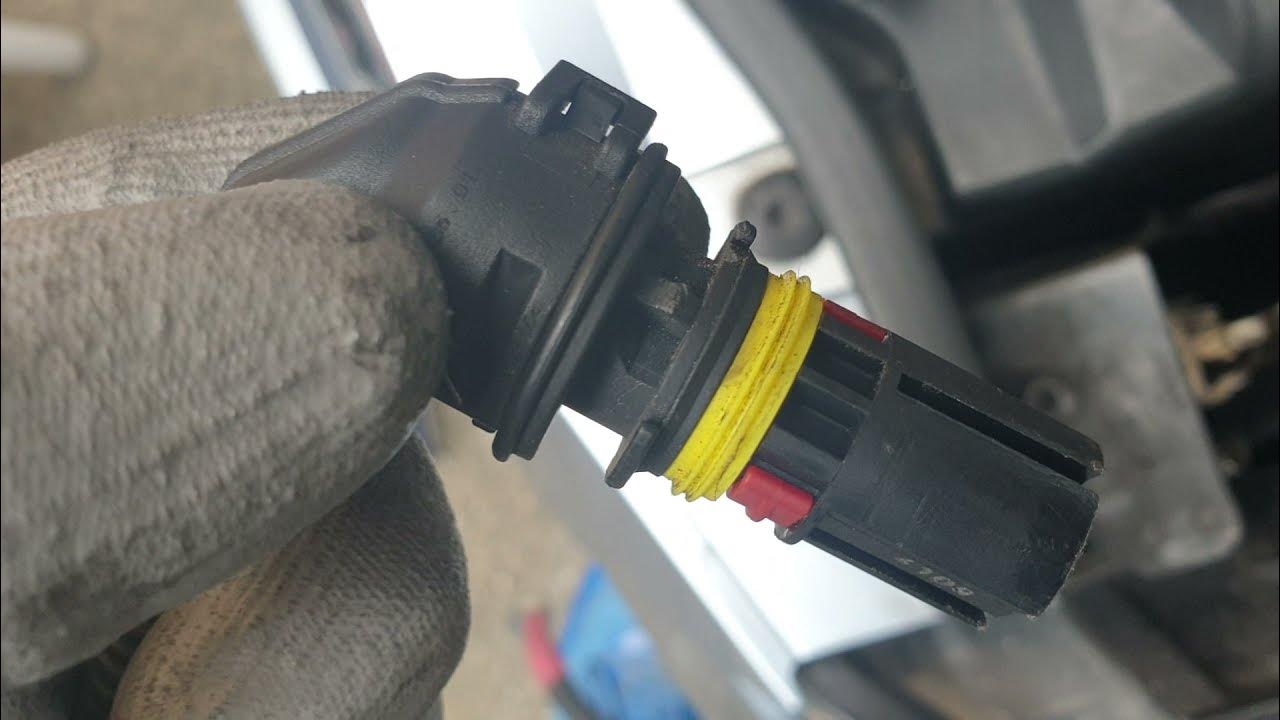 Bmw N57 e92 330d glow plug module relay YouTube