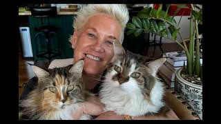 Anne Burrell's Shocking Net Worth Revealed: You Won't Believe How Much She Made!