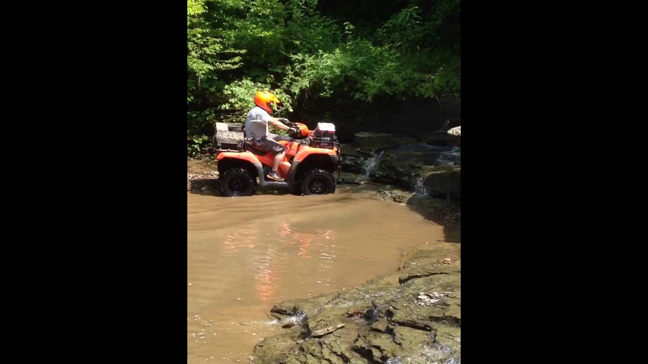 2016 Honda foreman rock climbing!