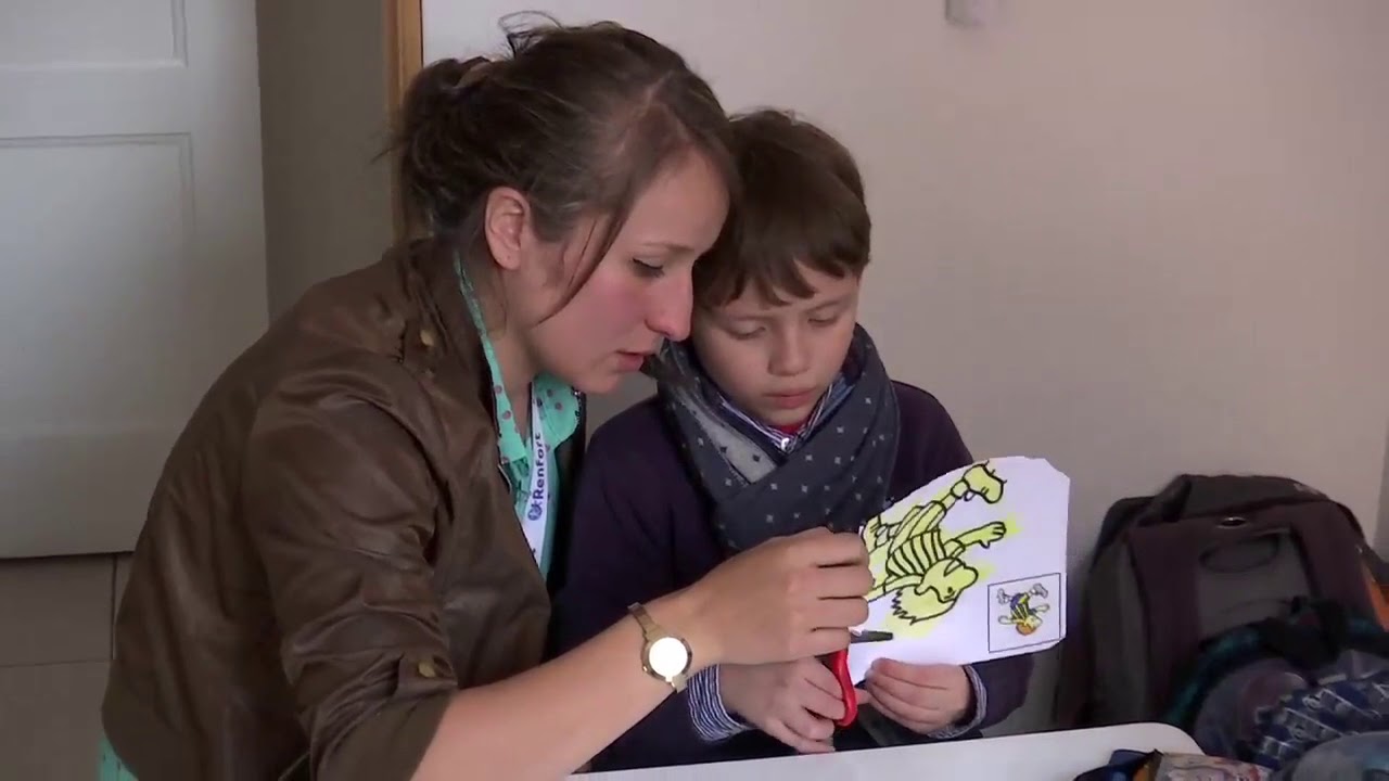 La Revista visita Renfort ¿Cómo hacer apoyo escolar en casa? YouTube