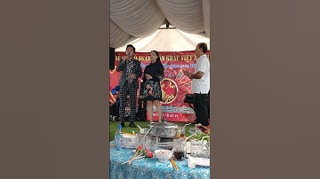 NSƯT Cẩm Tiên đứng giữa hát Song Xem qua Chấn động#shorts