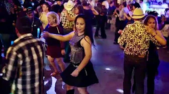 LOS MEJORES BAILADORES SON DEL CHAMPS ! SABADITO !