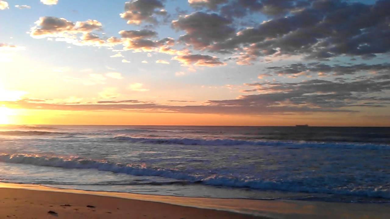 Nobbys Beach at Sunrise, 15 August 2012