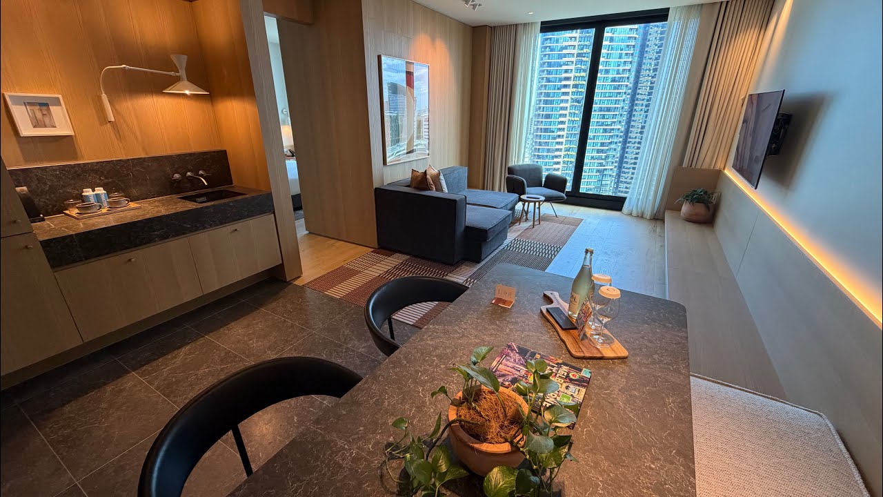 Hyatt Centric Melbourne Hotel - King Suite - Review