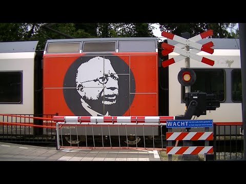 Spoorwegovergang Landgraaf // Dutch railroad crossing