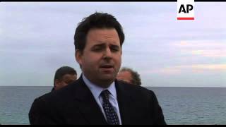 US weapons experts help Libyans dispose of ordnance