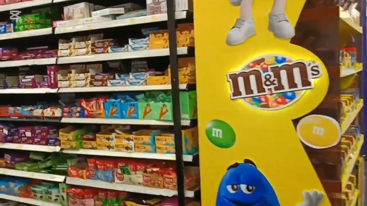 جوله 😋🫰في السوبر ماركت الحلويات والشبسيات واسنكات قبل رمضان روحت لاقيت عاملين عرض على السبسي😋اكسبلور