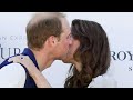 Raros Momentos De Demostración Pública De Afecto Entre William Y Kate