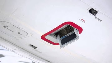 airBaltic Boeing 737 external check by our pilots (part 4 of 6 - Right Afterward Fuselage and Tail)