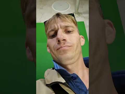 мамам тюсо в Амстердаме. кто небыл смотреть всем мир и радость 😂 😂 😂 люблю вас 💋 😘