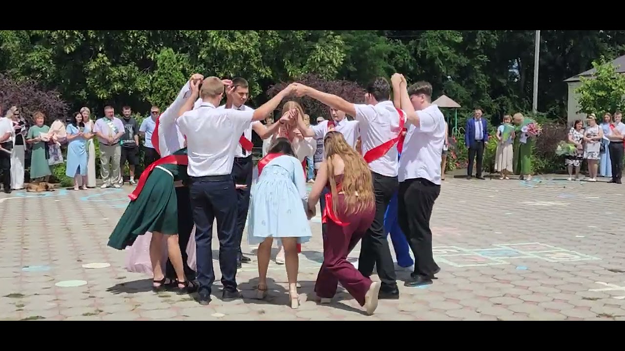Вальс выпускников. СОШ 14 Тимашевск.
