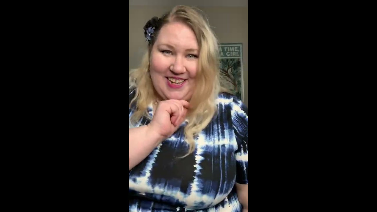 LuLaRoe’s JANA empire-waist top is here! A plus-size fit video