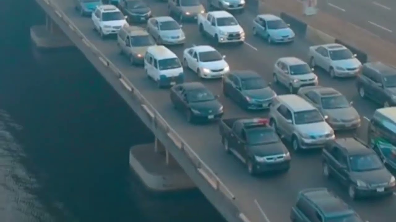 BREAKING‼️ EFCC Storms Lagos — Politician Arrested With BILLIONS Hidden! 🤑😱