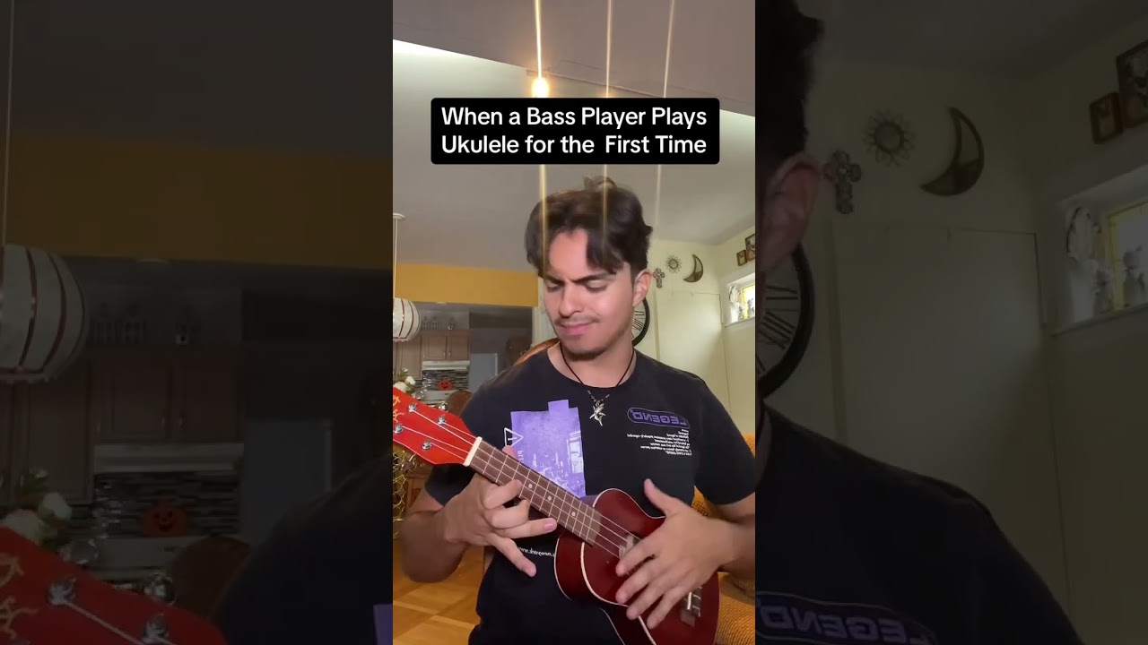 Когда БАСИСТ ВПЕРВЫЕ играет НА УКУЛЕЛЕ 😱